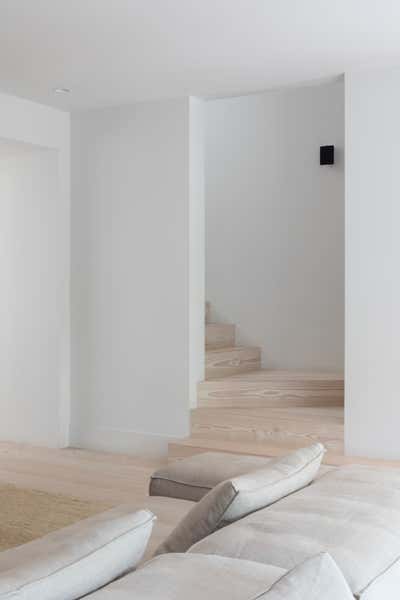  Minimalist Family Home Entry and Hall. Still Life House by Untitled Design Agency.