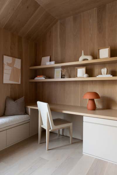  Modern Country House Office and Study. Hamptons Modern by Chango & Co..