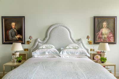  English Country Country Bedroom. Oxfordshire by Samantha Todhunter Design Ltd..
