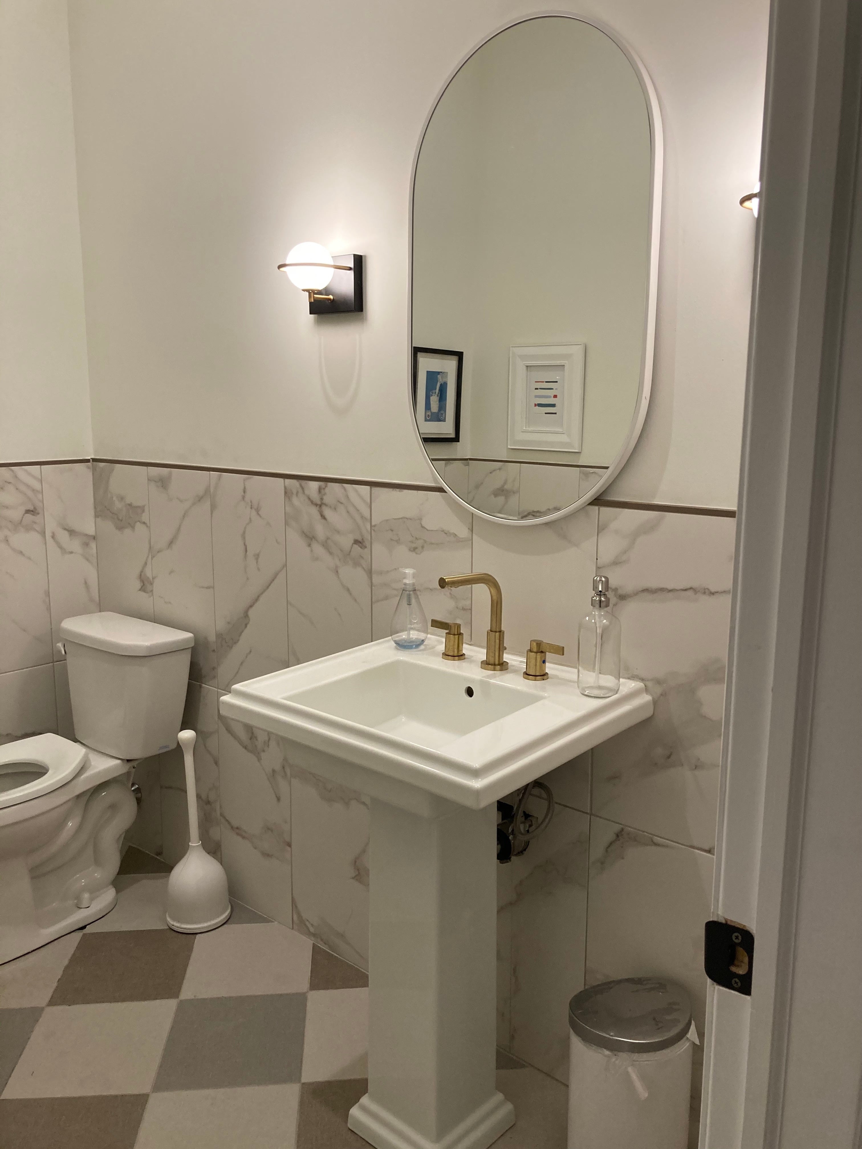 Office Bathroom Design Ideas - 26 Pictures | 1stDibs
