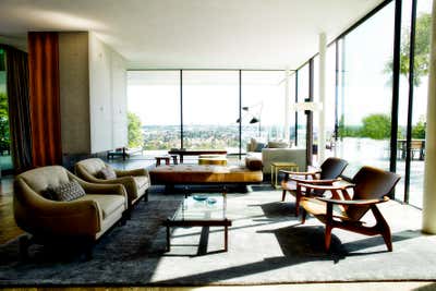  Eclectic Living Room. Villa by Robert Stephan Interior.