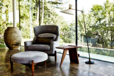  Contemporary Living Room. Villa by Robert Stephan Interior.