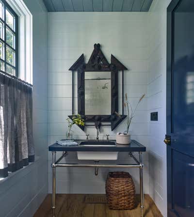  Modern Bathroom. East Hampton Village by Dan Scotti Design.