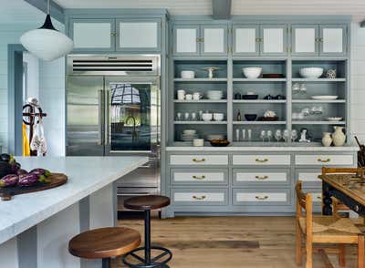  Modern Kitchen. East Hampton Village by Dan Scotti Design.