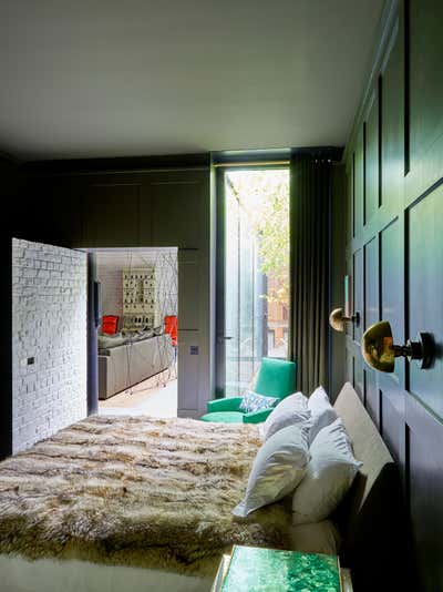  Eclectic Bedroom. South Stables by Studio Mackereth.