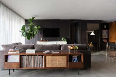  Mid-Century Modern Apartment Living Room. Sunset Strip Sanctuary by Studio Palomino.