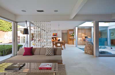  Mid-Century Modern Minimalist Dining Room. Interior Design Fickett House by Hildebrandt Studio.