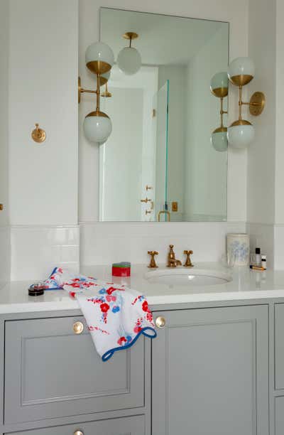  Preppy Apartment Bathroom. Prospect Park West by Studio SFW.