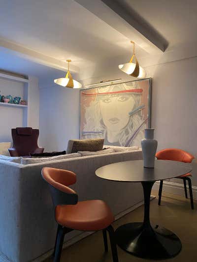  Transitional Dining Room. Ladies Pied-a-Terre by Dana Nicholson Studio Inc..