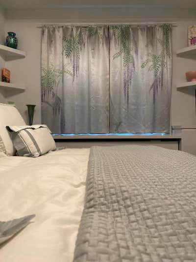  Eclectic Bedroom. Ladies Pied-a-Terre by Dana Nicholson Studio Inc..