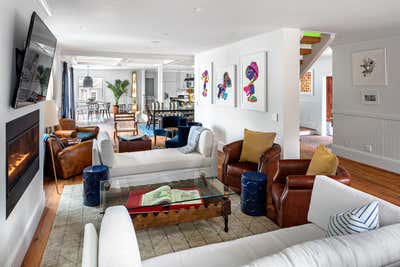  Beach Style Cottage Living Room. 2 Pierce Lane by HABITAT Studio.