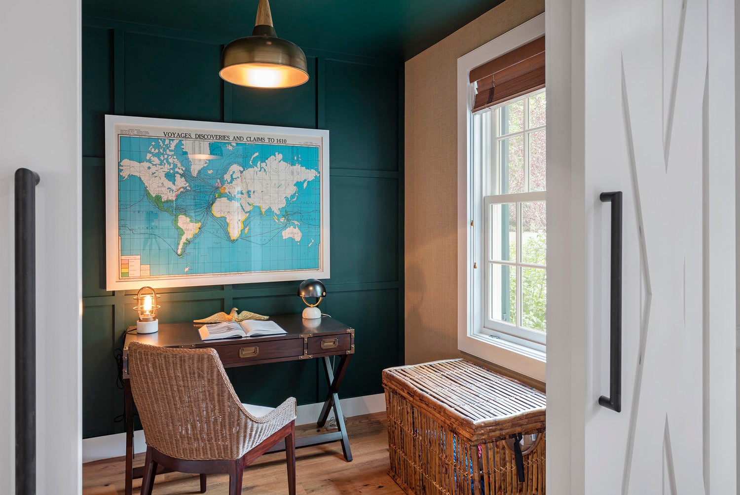 Beach Style Workspace