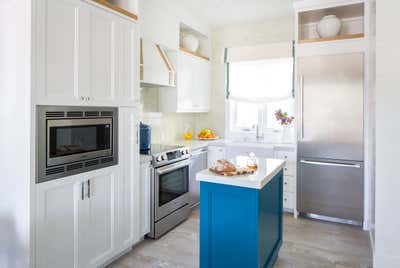  Coastal Kitchen. Lido House by Mehditash Design LLC.