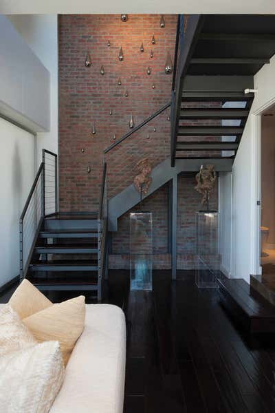 Contemporary Entry and Hall. 34 Lofts by MMB Studio.
