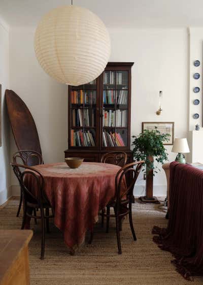 English Country Apartment Dining Room. Brooklyn Heights Apartment by Studio Dorion.