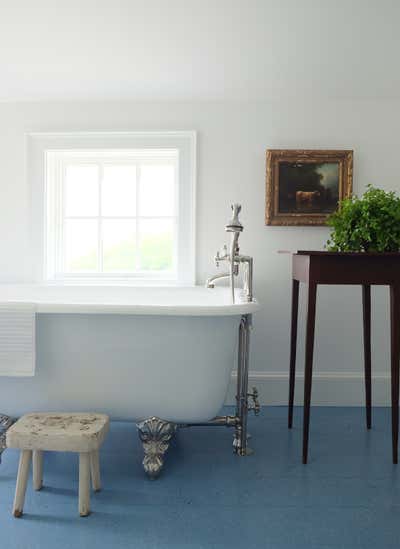  English Country Country House Bathroom. Litchfield Guest Cottage by Studio Dorion.