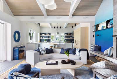  Transitional Family Home Living Room. Gold Coast Pool House by Workshop APD.