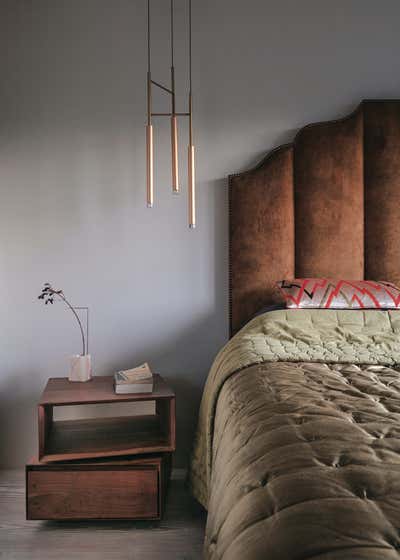  Eclectic Family Home Bedroom. Metamorphic Artist's Residence by Anouska Tamony Designs.