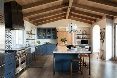 Modern Kitchen. Vineyard Home by Lauren Nelson Design.