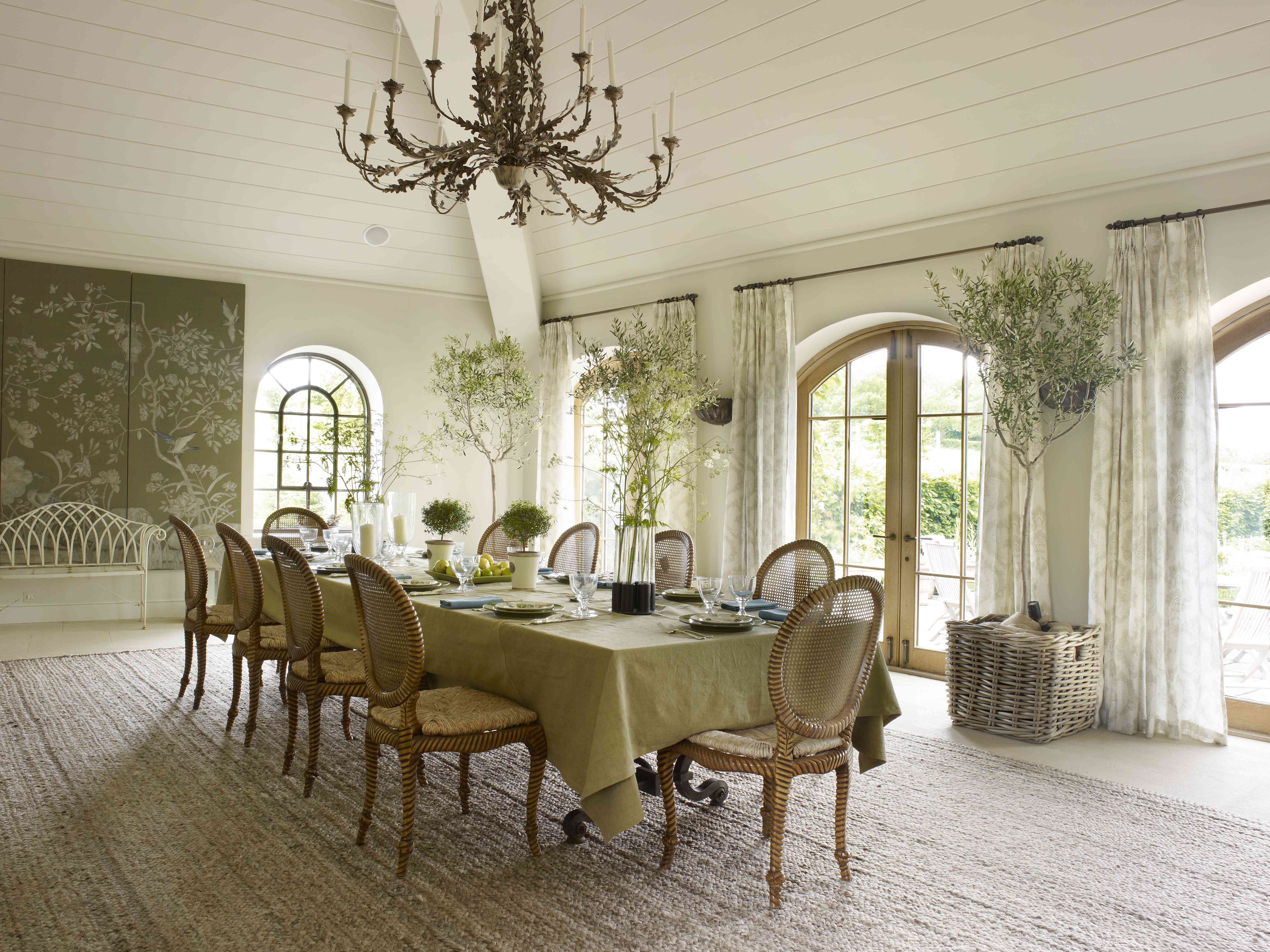 English Country Dining Room