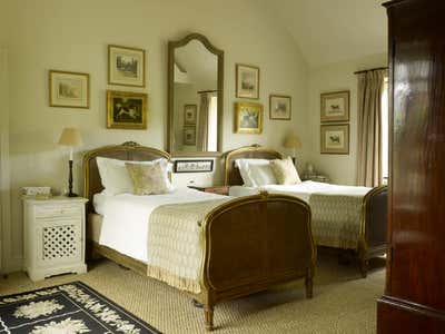  English Country Country House Bedroom. Somerset Country Home by Stone Hollond.