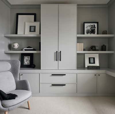  Contemporary Transitional Vacation Home Office and Study. North Pond Pied-a-Terre by Studio Gild.