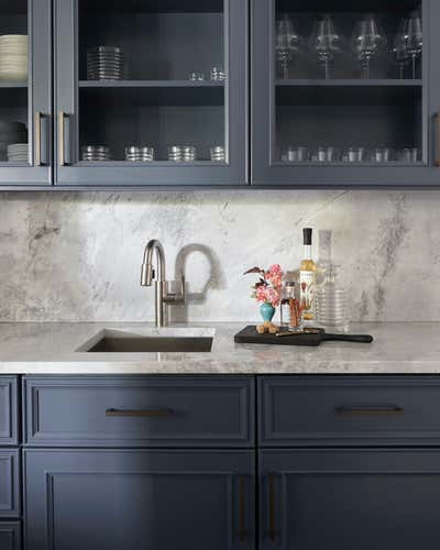  Contemporary Vacation Home Kitchen. Lincoln Park Pied-a-Terre by Studio Gild.