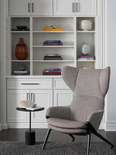 Contemporary Office and Study. Lincoln Park Pied-a-Terre by Studio Gild.