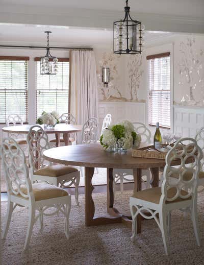 Coastal Dining Room. A Shingle Style Home by Stewart Manger Interior Design .