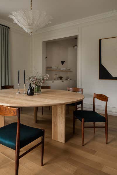 Minimalist Dining Room. Jarratt Ave. by Christina Cole and Co..
