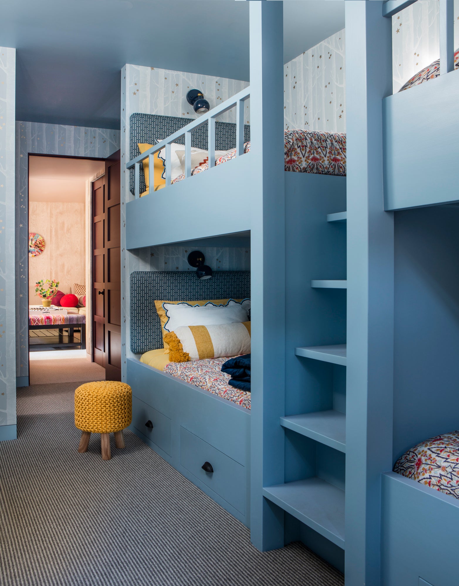 Victorian Children
s Room