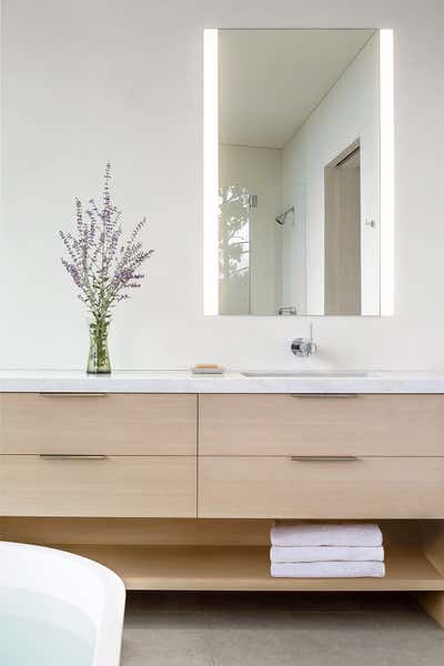 Modern Bathroom. Sonoma Retreat by Studio Collins Weir.