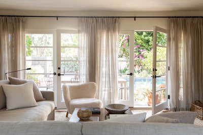  Eclectic Family Home Living Room. Mandeville Canyon by Caroline Davis.