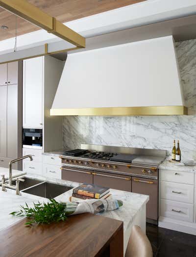 Transitional Kitchen. Gordon Woods by Elizabeth Metcalfe Design.