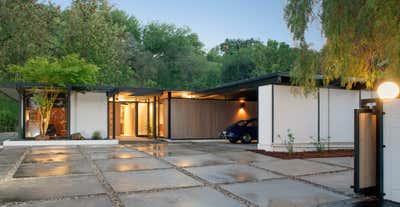  Mid-Century Modern Family Home Exterior. Dorman by Szalay Design Build LLC.