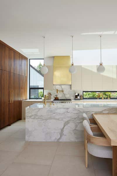 Minimalist Organic Family Home Kitchen. Sierra by Veneer Designs.