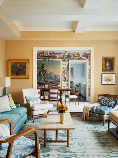  Mid-Century Modern Family Home Living Room. Manhattan Duplex by Mendelson Group.