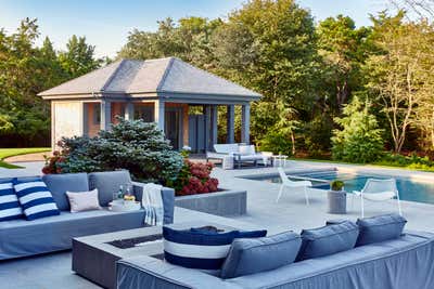  Scandinavian Exterior. Quogue by Tina Ramchandani Creative LLC.