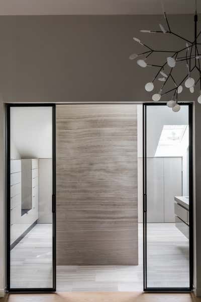  Minimalist Family Home Bathroom. Waterfront Residence by Sashya Thind.