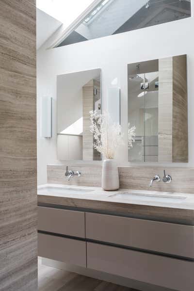  Contemporary Family Home Bathroom. Waterfront Residence by Sashya Thind.