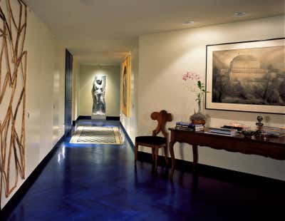  Eclectic Entry and Hall. Miami art collector by Dana Nicholson Studio Inc..