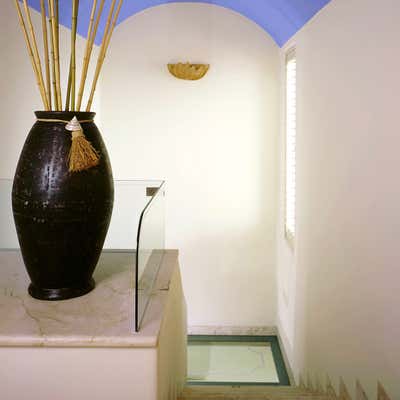  Tropical Vacation Home Entry and Hall. Townhouse F by Jerry Jacobs Design.