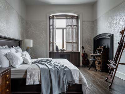  Traditional Apartment Bedroom. Apartment of architect Oleg Klodt by O&A Design Ltd.