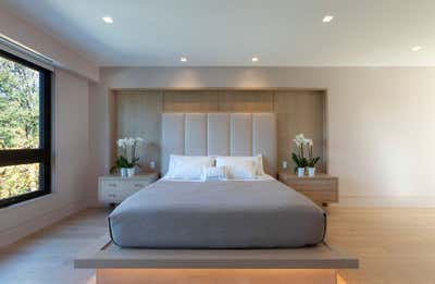  Minimalist Family Home Bedroom. Sands Point Dream Home Reno by New York Interior Design, Inc..