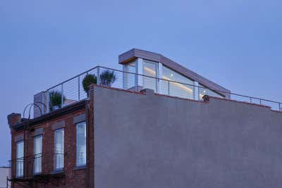  Mid-Century Modern Apartment Patio and Deck. Red Hook Light Beacon Addition by Sarah Jefferys Architecture + Interiors.
