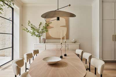  Modern Family Home Dining Room. Upper West Townhouse by Chango & Co..