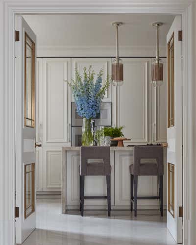  Craftsman Mid-Century Modern Kitchen. Kensington Residence  by Katharine Pooley London.