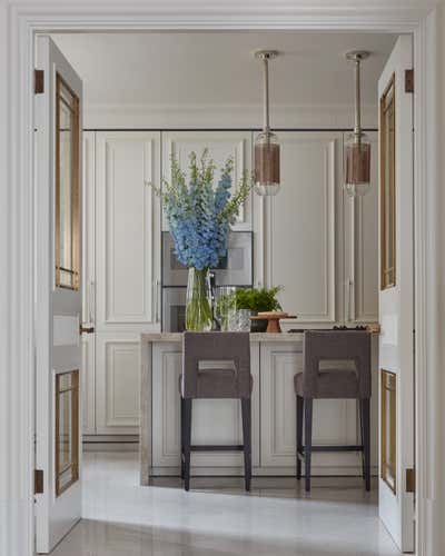  Mid-Century Modern Kitchen. Kensington Residence  by Katharine Pooley London.