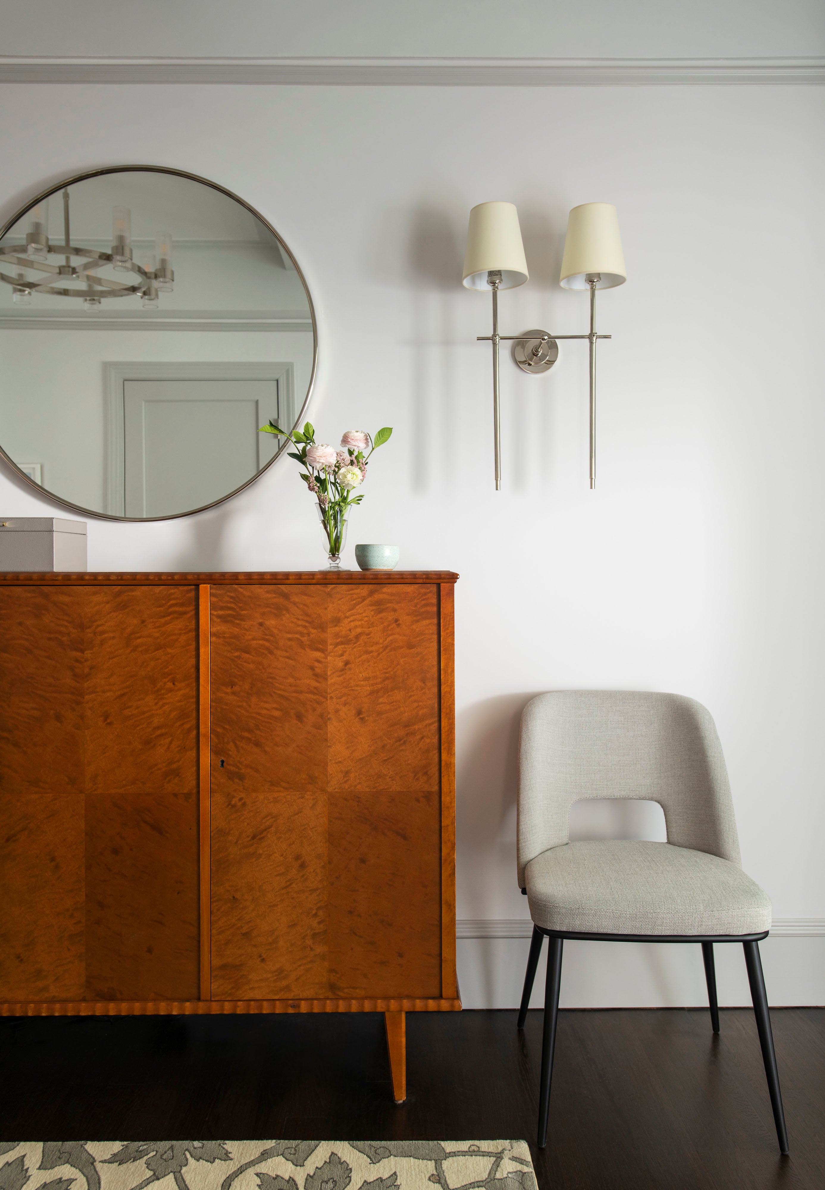 Art Deco Entry and Hall