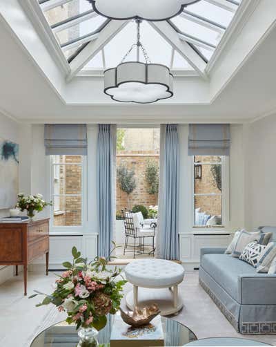  Preppy Living Room. Chelsea Family  Home by Katharine Pooley London.